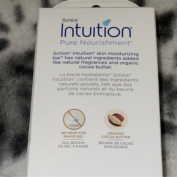 Schick Intuition Razor - Picture 6 of 9